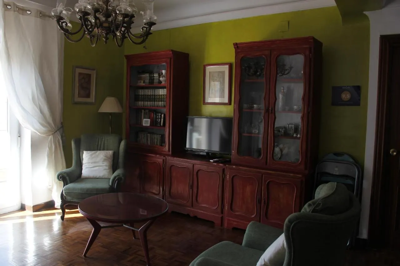 Como En Tu Propia Casa Granada Spain