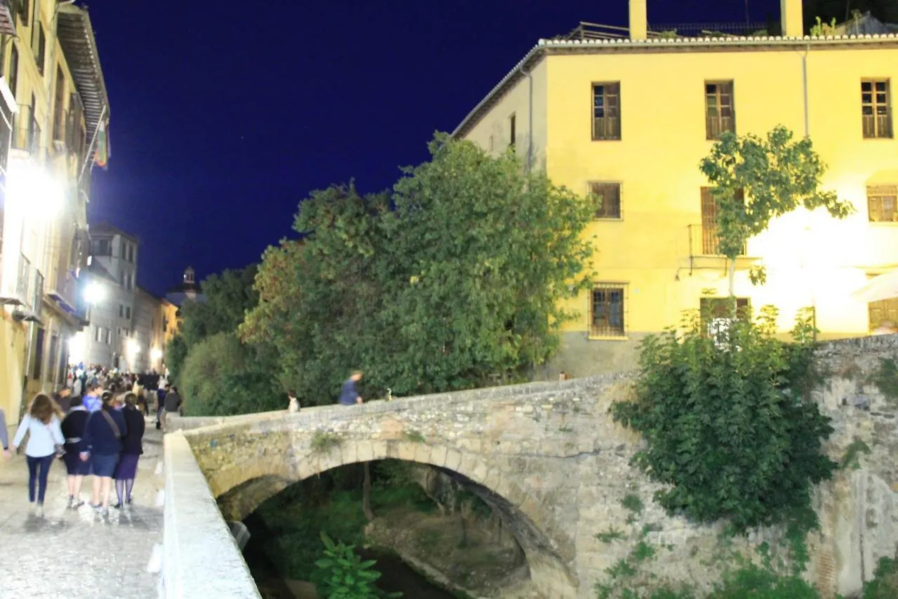 Como En Tu Propia Casa Granada Spain
