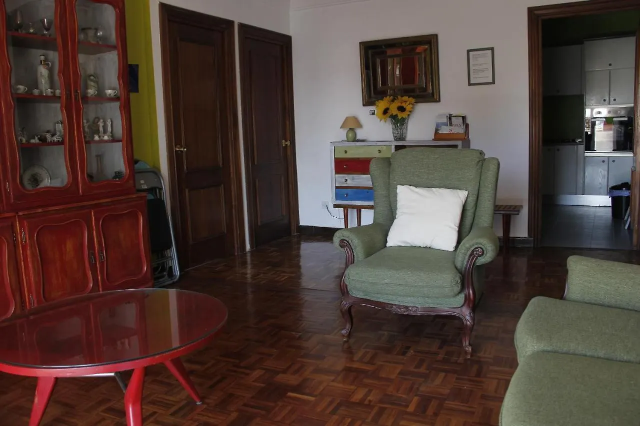 Como En Tu Propia Casa Granada